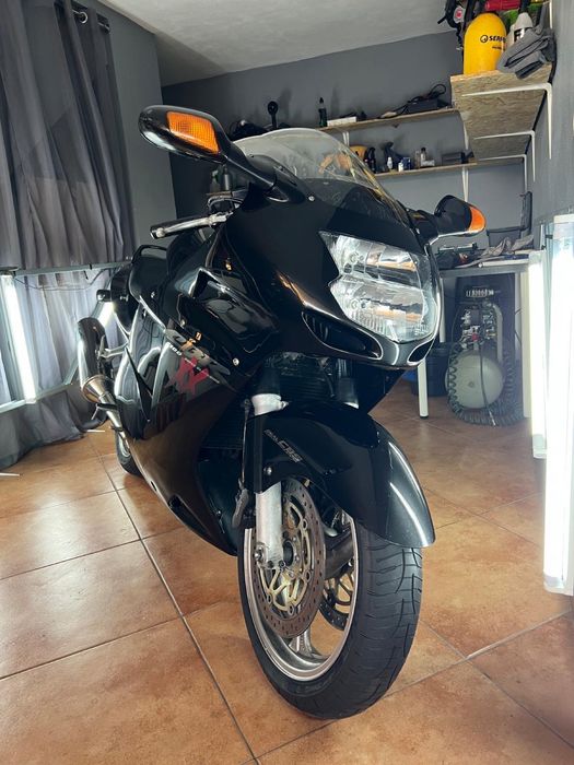 Honda CBR 1100 XX Superblackbird