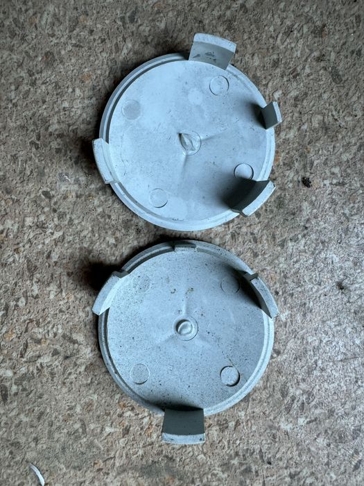 Заглушки колесных дисков мерседес: 200 грн. - Ковпаки Гнідин на Olx