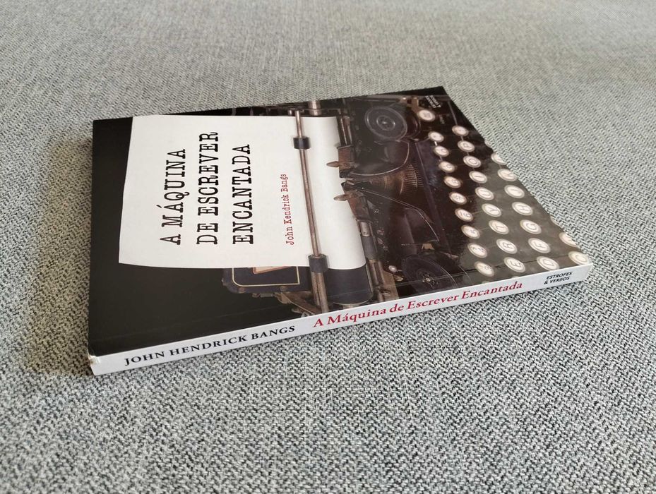 Livro "A máquina de escrever encantada" de John Kendrick Bangs