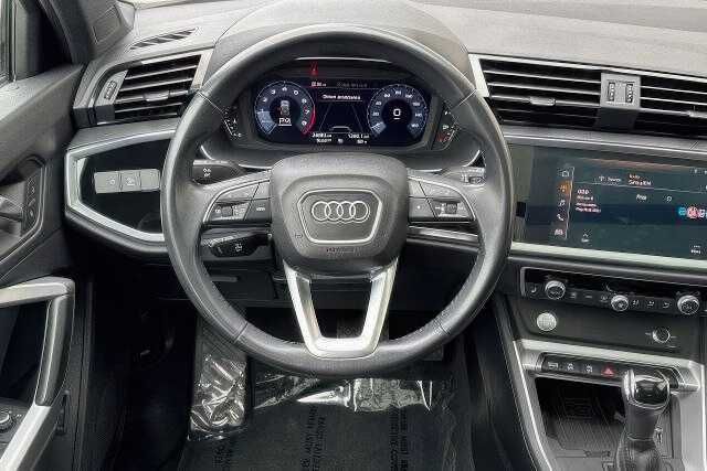2020 Audi Q3 quattro S line Prem Plus 45 TFSI