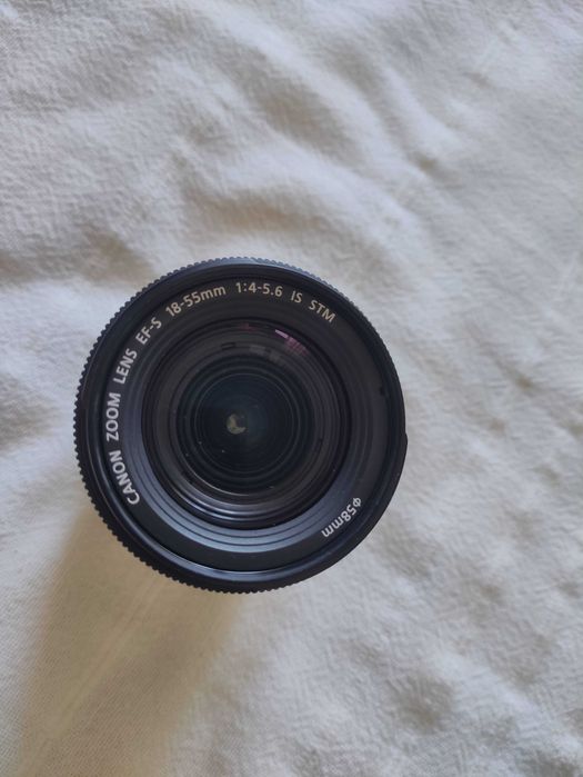 Objetiva EF-S 18-55mm f/4-5.6 IS STM