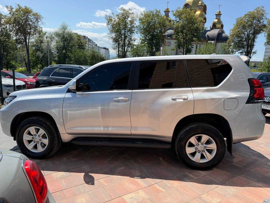 Автомобіль Toyota Land Cruiser Prado 2.7 Дизель Автомат 2021рік пробіг 96000