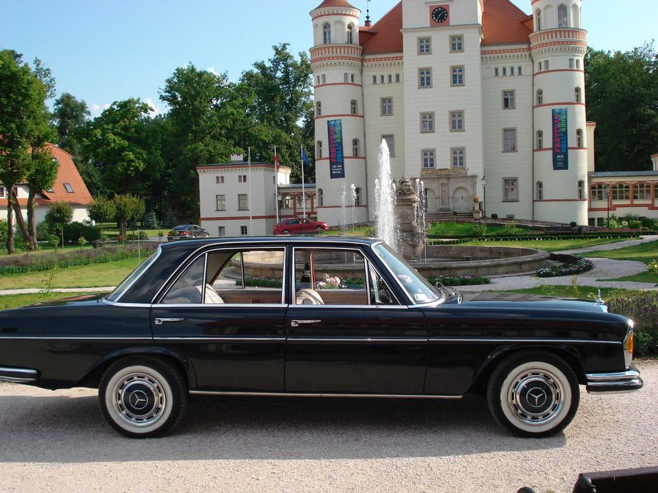 Auto samochód do ślubu zabytkowy Mercedes retro