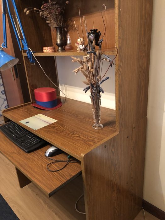 Escrivaninha, como nova