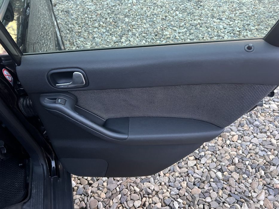 Автомат , машина обслужена в гарному стані як технічному так і візуаль