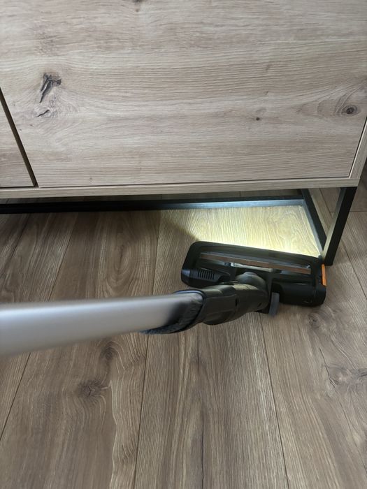 Philips speedpro lampka jak dyson  odkurzacz akumulator reczny 2w1