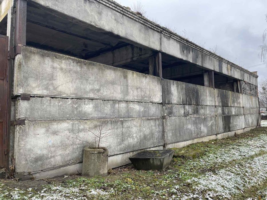 Нежитлове приміщення.Склад,ангар.