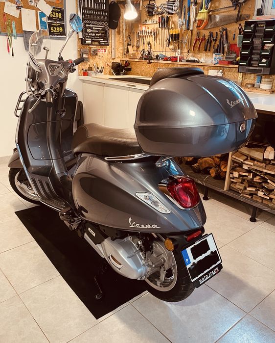 Vespa primavera touring 125