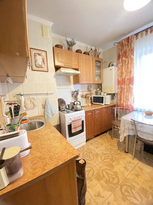 Продам однокімнатну квартиру Макарів