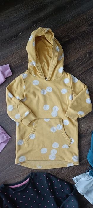 Bluzy z kapturem 110