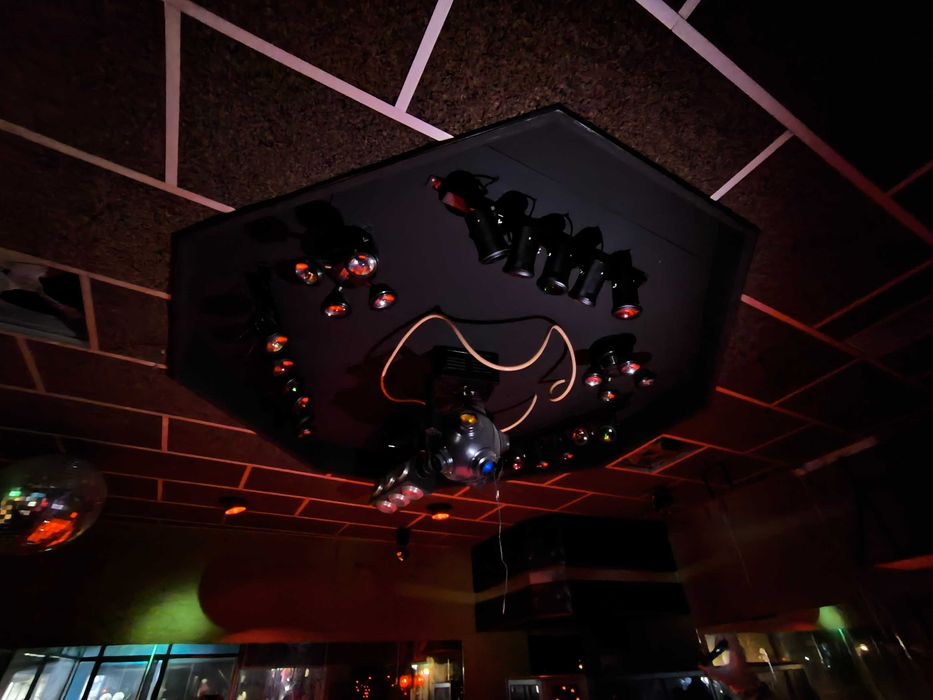 Sistema de Luzes Discoteca505275793130792961