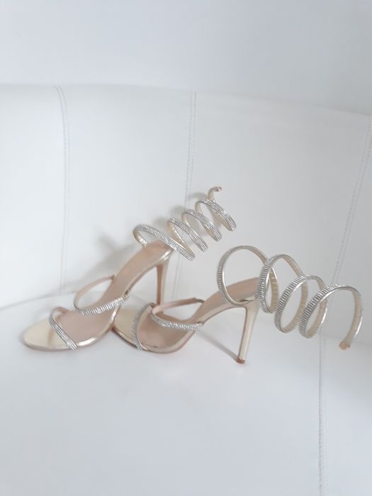 Buty na wysokim obcasie