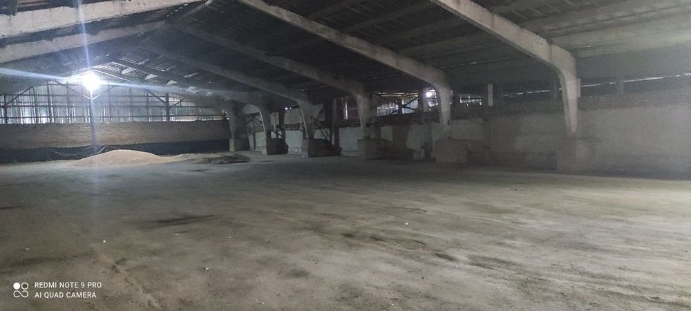 Продам складські приміщення