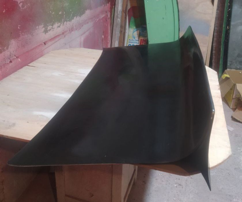 Крышка багажника БМВ Е30 ,BMW E30