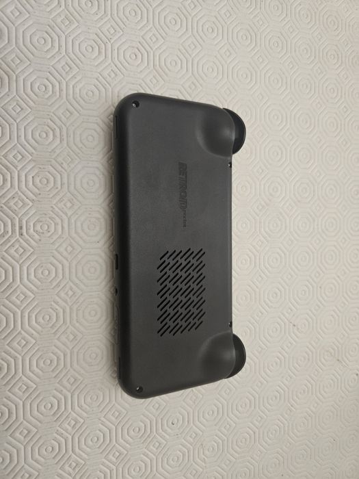 Retroid Pocket 4