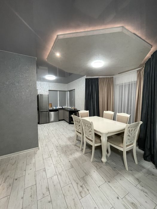 Продаж будинку в Сторожниці