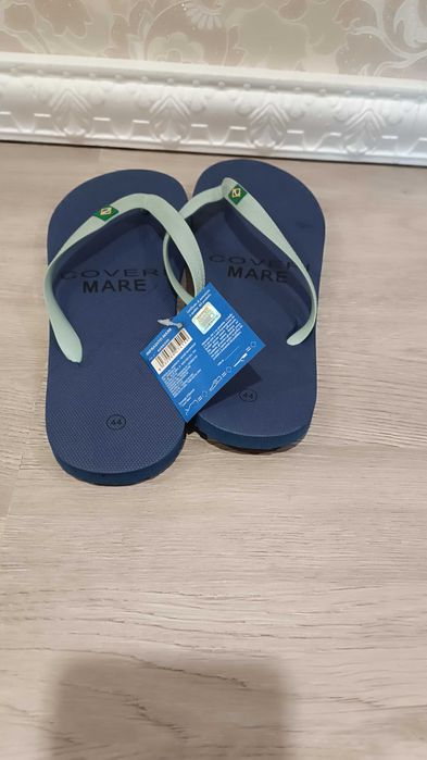 Вьетнамки Enrico Coveri