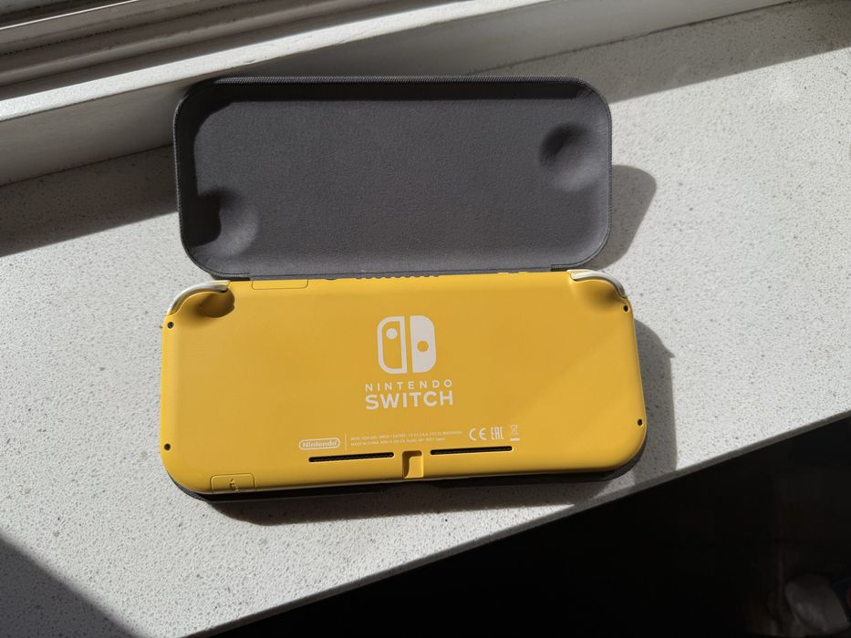 Nintendo Switch Lite