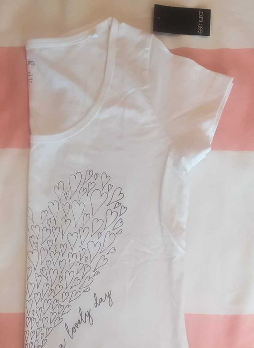 T-shirt branca Nova (Tamanho S/M)