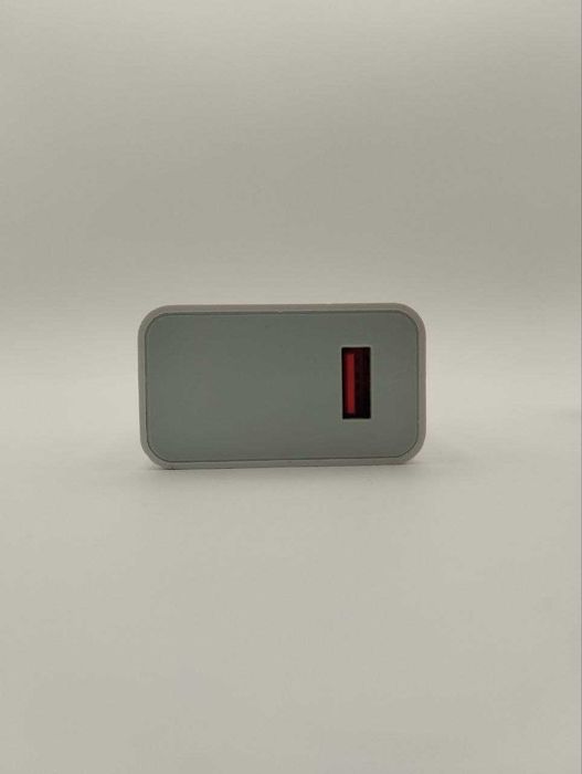 Nowa ładowarka 67W z kablem USB-C