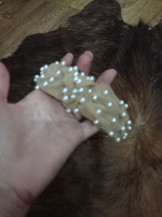 Обруч для волос с жемчугом. Ручная работа