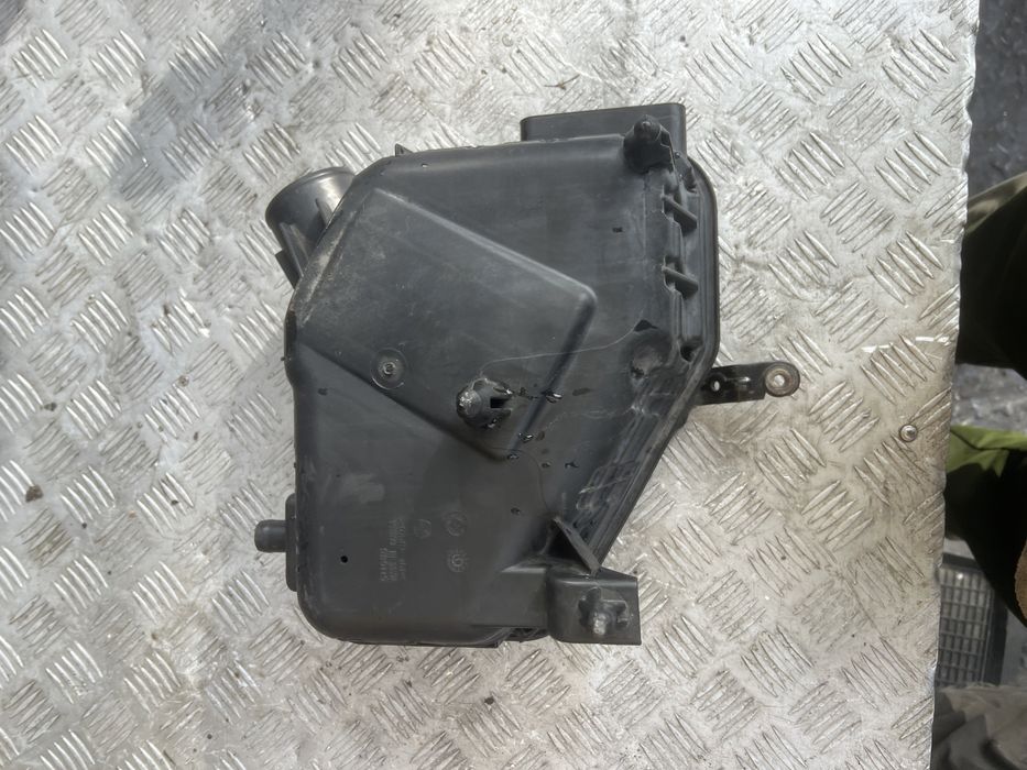 Jeep compass и 2.0 бензин корпус фильтра 511585