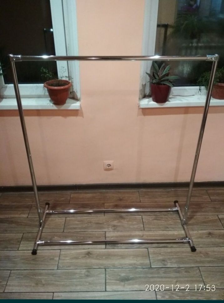 Стійка для одягу, напольна вішалка рейл стійкарейл: 600 грн. - Інші ...