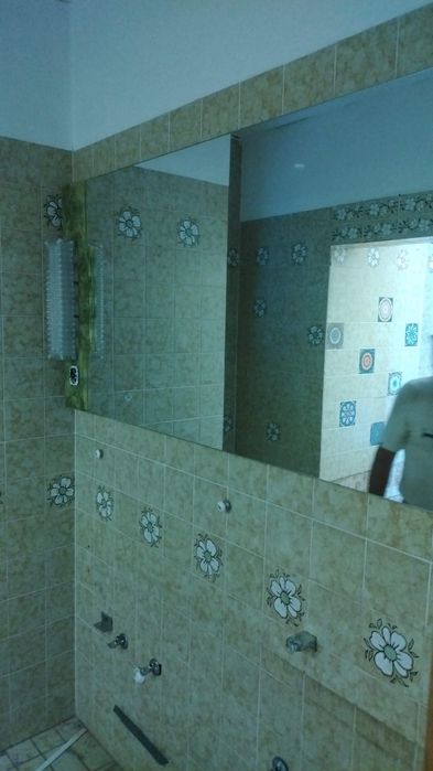 Sprzedam wanne + podwójna umywalka + lustro