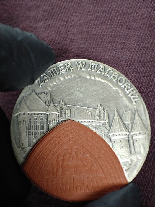 Srebrna moneta 20 zł Zamek w Malborku NBP