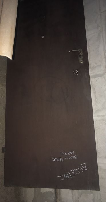 Продаются железные двери