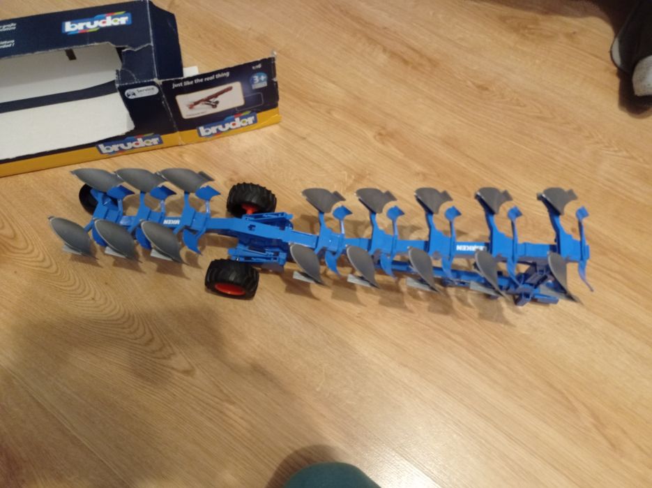 Bruder pług obrotowy lemken vari titan