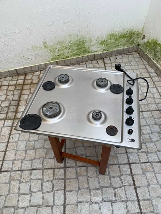 Placa a gás encastrável da Beko