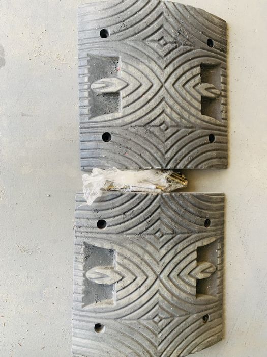 Cena za 2 szt Próg zwalniający drogowy SLOWLY 7 PCV środek