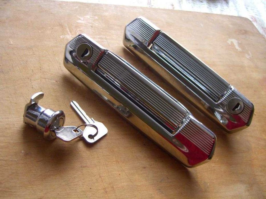 Fiat 125p Fso klamki przednie+wlew