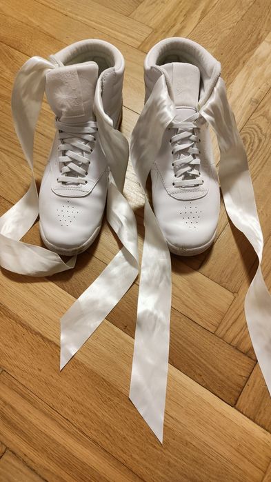 Białe adidasy 38 ze wstążkami napis Reebok