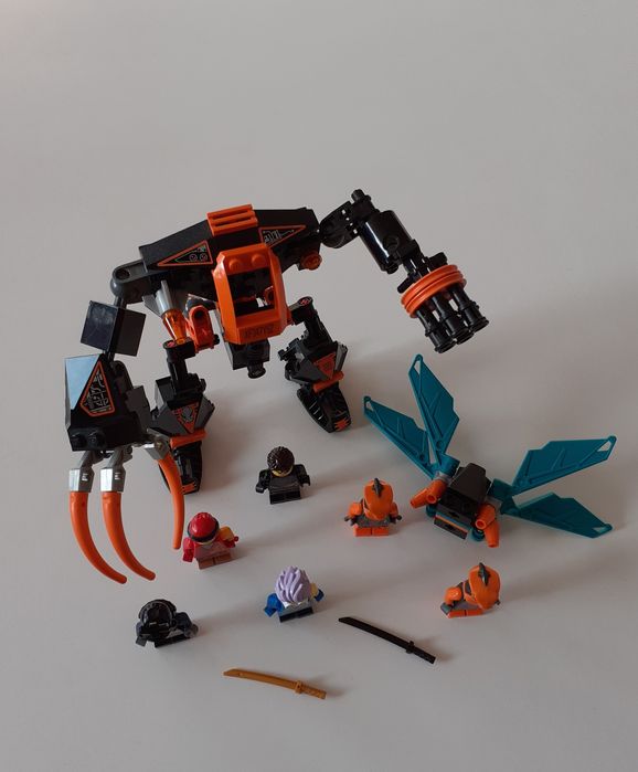Lego Ninjago figurki zestaw.