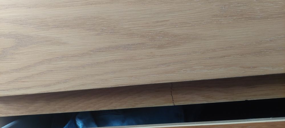 Cómoda Ikea MALM com 3 gavetas chapa de carvalho