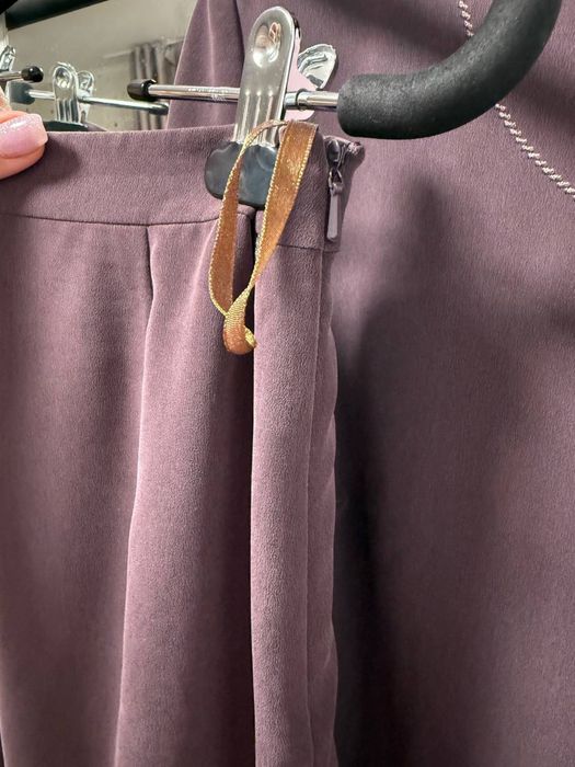 Костюм із спідницею