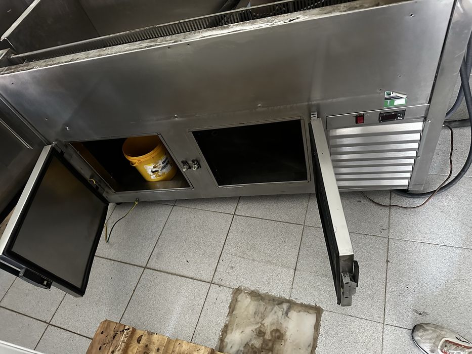 Balcão frigorifico de 2 portas com motor incluido
