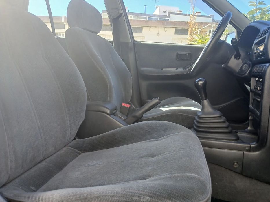 Nissan Sunny Hatchback 1.4 LX