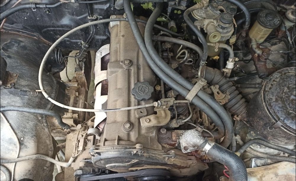 Motor 2l toyota hilux