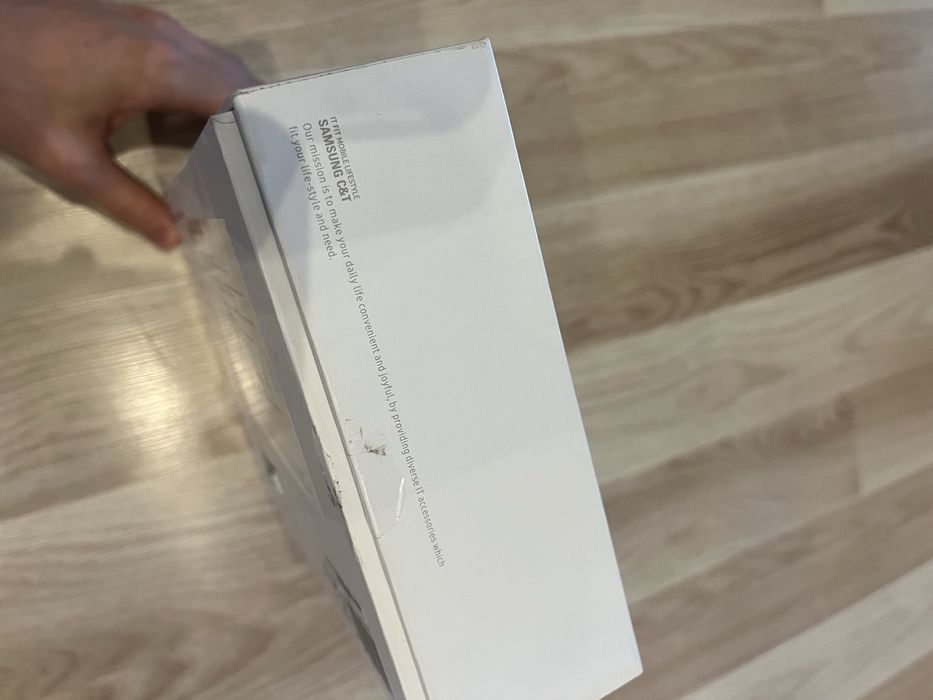 Samsung UV STERILIZER with wireless charging