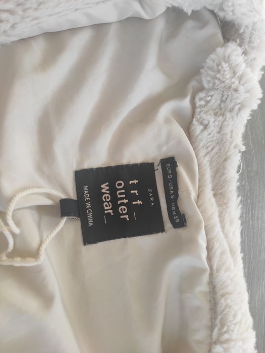 Futerko Zara s ecru