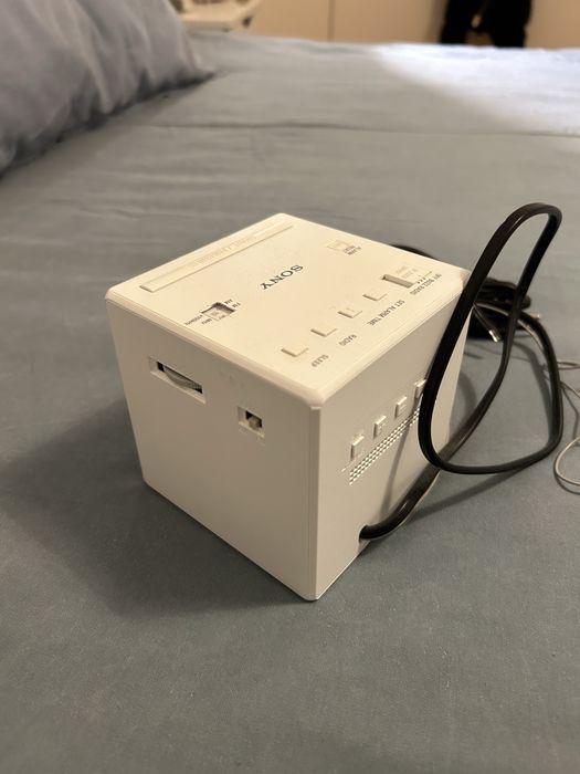 Rádio despertador SONY