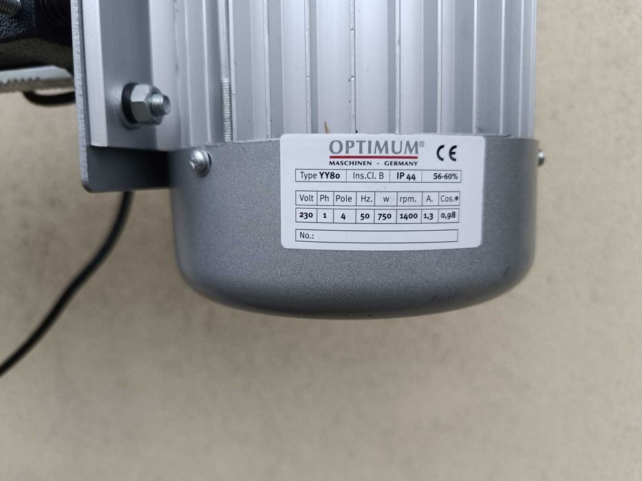 Máquina de furar coluna