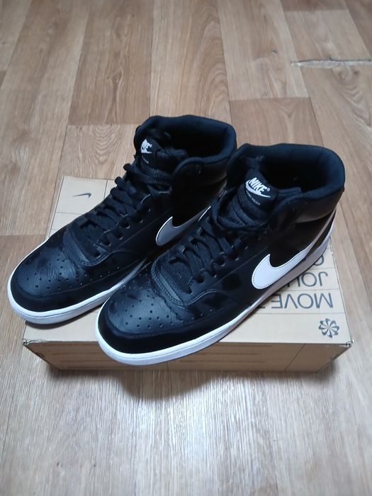 Кроссовки Nike Court