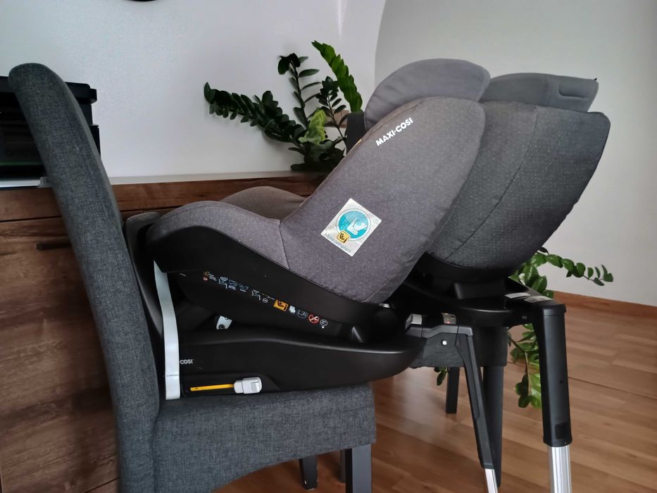 Fotelik Maxi Cosi Pearl Smart+baza