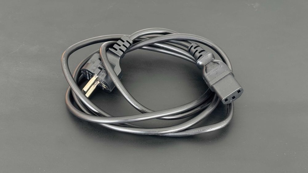 Switch Ubiquiti (ES-24-500W) - 24 portas Gigabit