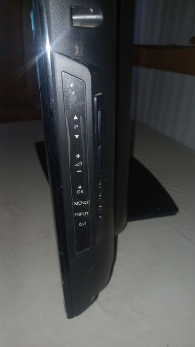 TV LG FHD de 47 polegadas/120 cm63825765514627127
