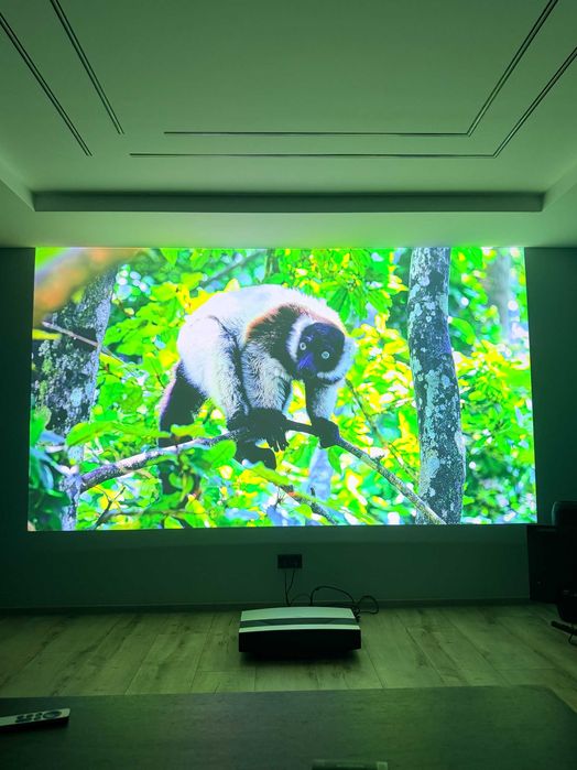 Xgimi Aura projektor Laserowy  - JAK NOWY